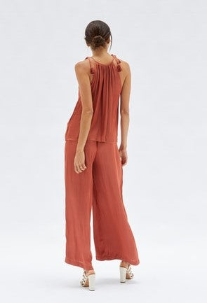 Susa Pant