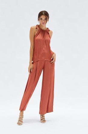 Susa Pant