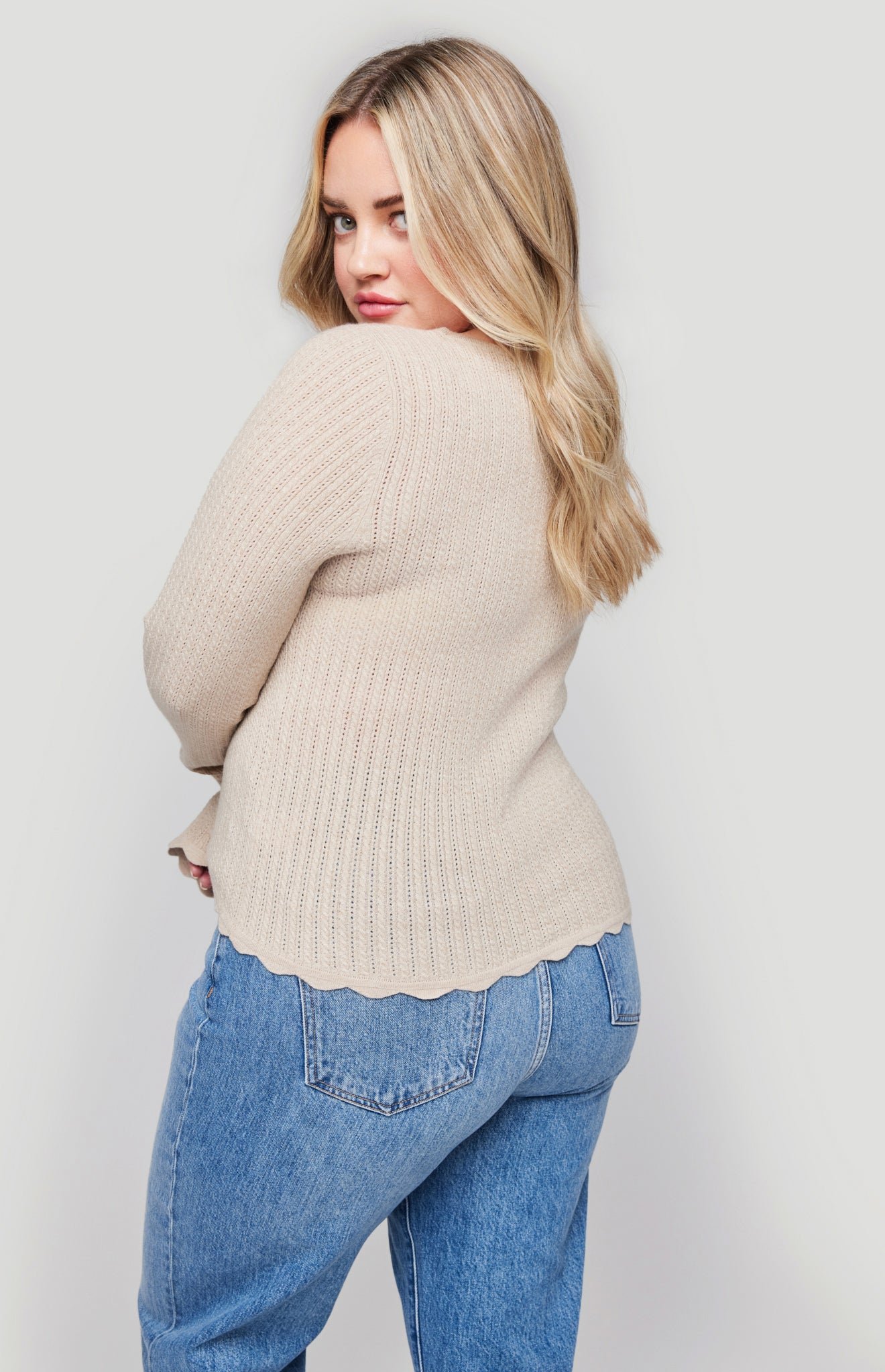 Annie Pullover